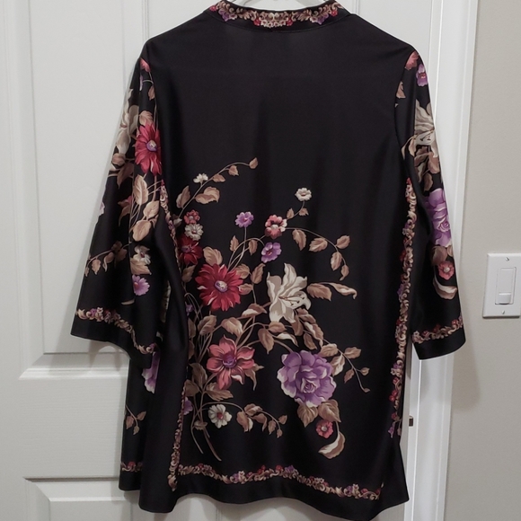 Black Florial Print Jacket with Built in Tank s16 - Picture 3 of 5